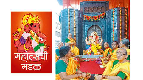 रास्ता पेठ - मराठा मित्र मंडळाने सुवर्ण महोत्सवी वर्षानिमित्त शनिवारवाड्याची प्रतिकृती साकारली आहे. मंडळाच्या गणरायासमोर भजन करताना महिला.