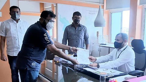 'पिंपरी-चिंचवडकरांचा मिळकतकर माफ करा'