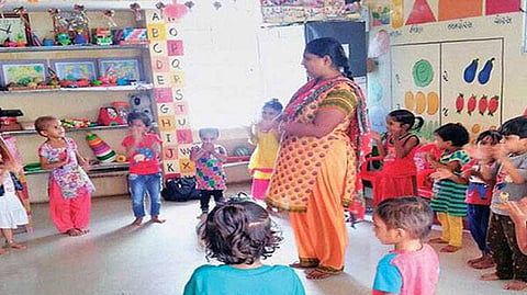 money will be deposited by government in account of Anganwadi sevika mini sevika and helper nashik news