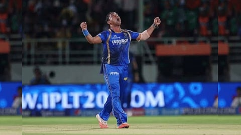 pravin tambe became oldest player sold in ipl auction 2020