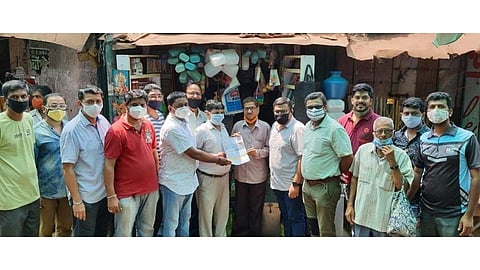 Helping hand of traders in Ratnagiri support in traders kokan marathi news