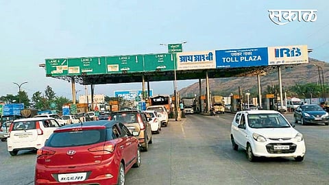 toll plaza news