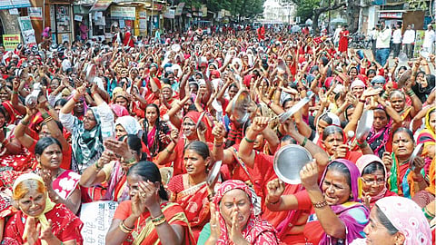 सोलापूर अंगणवाडी सेविका संग्रहित फोटो