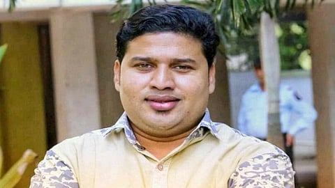 Ambernath MNS city vice president Rakesh Patil 