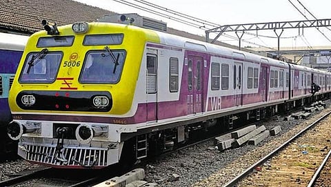 पश्‍चिम रेल्वेवर आजपासून रात्रकालीन ब्लॉक ः वाचा कोणत्या लोकल रद्द!
