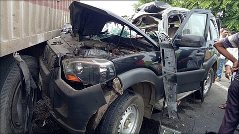former union home minister hansraj ahirs crpf-vehicle accident two dead