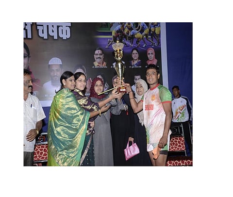 Ajara Nagaradhyaksh Cup Winer Shahu Sadoli Team Kolhapur Marathi News 