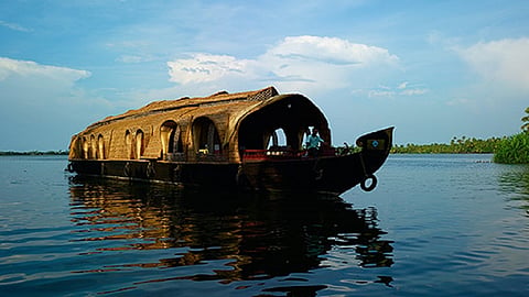 back water provide employment opportunities to t]youth in konkan with the help of kerala pattern in ratnagiri