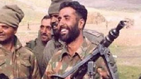 captain batra