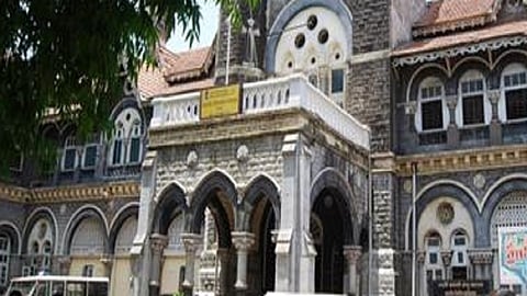 four gates are available for CPR hospital but only one gate use for public and because many problems faces all in kolhapur