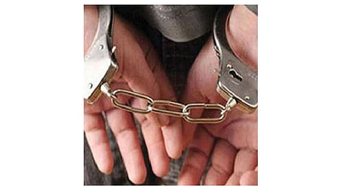 अश्‍लील मेसेज पाठविणाऱ्याला पोलिस कोठडी 