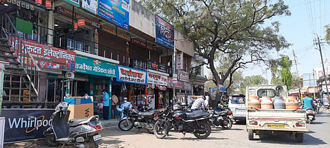 प्रांताधिकाऱ्यांचा आदेश; दुकानांच्या वेळेत महत्वपुर्ण बदल, आठवडा बाजारास बंदी