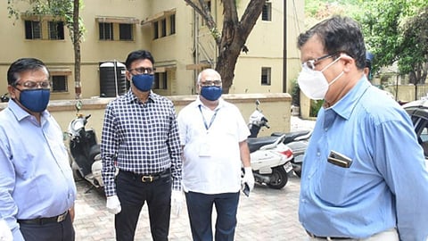 dr deepak mhaisekar 