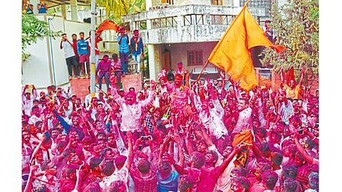 हातकणंगले मतदारसंघातील युतीचे उमेदवार धैर्यशील माने यांचा विजय निश्‍चित होताच झालेला जल्लोष.