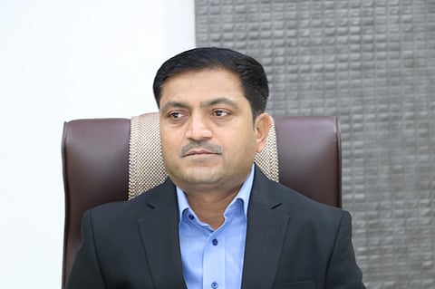 collector dhakne