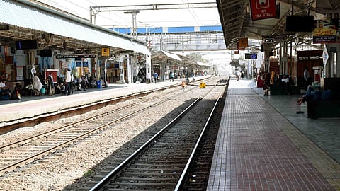 jalgaon relway stations