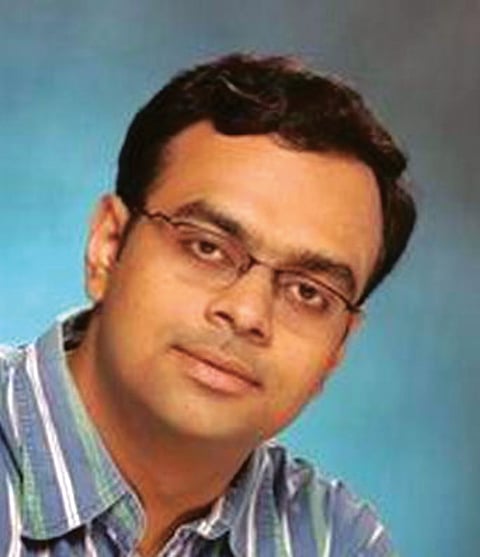 dr, niket shaha.jpg