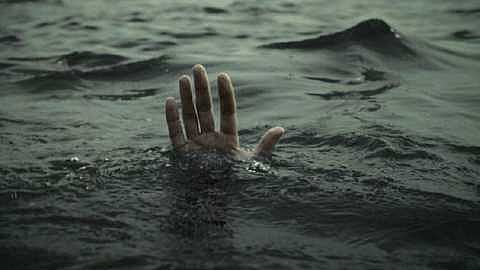 man died by drowning in river in ballarpur of chandrapur