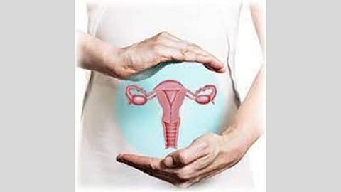 ovarian cancer टाळण्यासाठी महिलांनी जीवनशैलीत करा ४ महत्त्वाचे बदल 