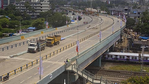 तब्बल दोन वर्षांनी अंधेरीच्या गोखले पुलाला मार्ग मोकळा; 112 कोटींचा खर्च येणार