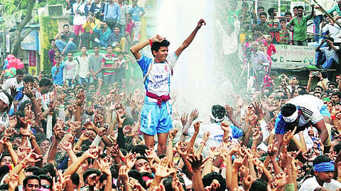 Celebration of dahihandi on Krishna Janmashtami in Mumbai