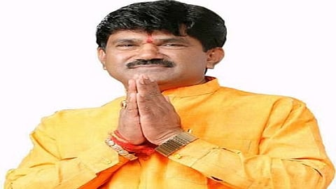 hemant godse.jpg