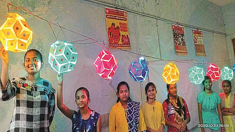 Thousands of sky lanterns to make 300 students for Diwali