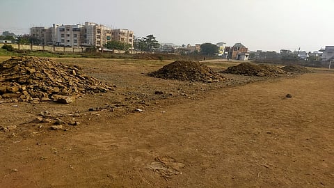 No Toilet and Bathroom in Sports stadium in Hingna Nagpur 