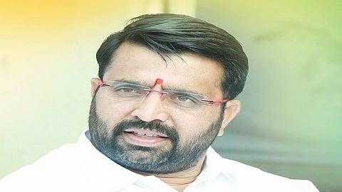 कंत्राटी आरोग्य कामगारांबाबत आमदार महेश लांडगेंनी केली ही मागणी 