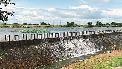 manmad Waghdardi dam overflow nashik marathi news