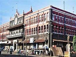 Will Shiv Sena overcome the defeat of Vidhan Sabha by ending factionalism in muncipal carporration elections?