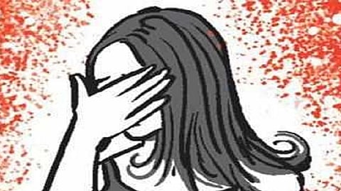 अत्याचार करणाऱ्यास दहा वर्षांची सक्तमजुरी