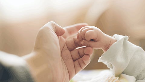 'ऋतुजा'चा संघर्ष सुरुच, मुलांना जन्म दिल्यानंतर गेली होती कोमात