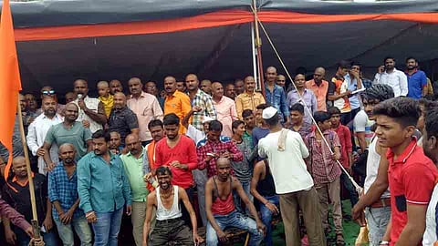 MarathaKrantiMorcha Record Break Mundan For Maratha Reservation 
