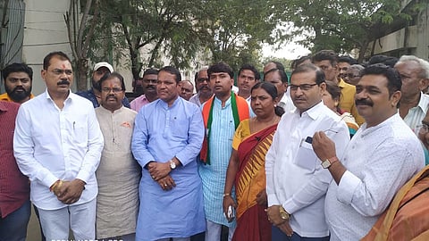 rebel candidates in BJP Shivsena NCP and congress parties withdraw nomination in Pimpri