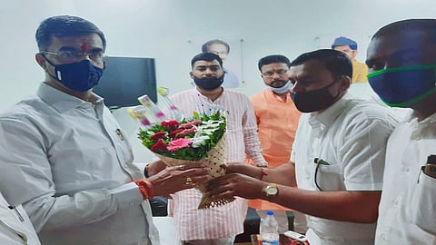 पोलिस पाटील एकीकरण समितीचे गृहराज्यमंत्र्यांना साकडे