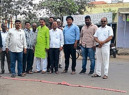 Cheers of Delhi victory at Raleganshidhi