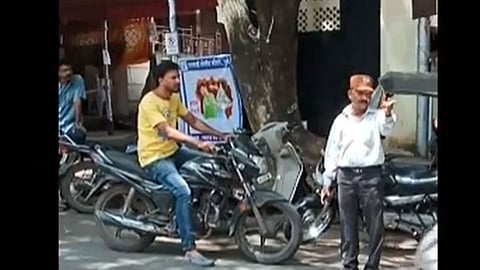 sandesh-denare-kaka.jpg