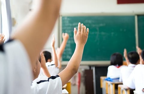 Teachers should come to school only two days in a week