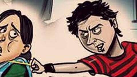 Old Women Mangalsutra Theft