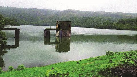 उमटे धरण
