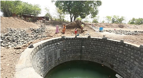 government not give money for irrigation well in sihora of bhandara 