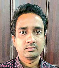 Income Tax Inspector pratap chawhan Arrested by Bribery Prevention Department officials