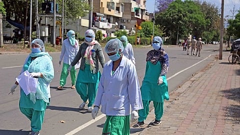 नवी मुंबईत पाच दिवसांत 11 हजार घरांचे सर्वेक्षण; 'माझे कुटुंब, माझी जबाबदारी'ला चांगला प्रतिसाद
