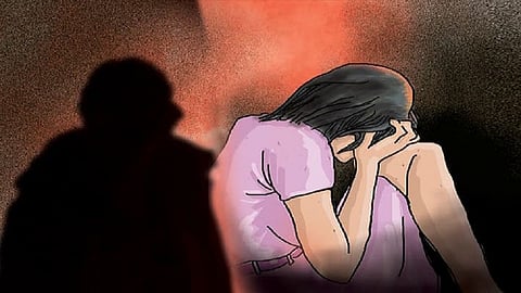 16 वर्षीय मजुरी करणाऱ्या आदिवासी मुलीवर ठेकेदाराने केला बलात्कार; पाली पोलिसांत गुन्हा दाखल