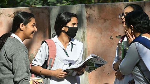 अकरावी प्रवेश प्रक्रिया रखडली! विद्यार्थी शिक्षणापासून वंचित; पालक, शिक्षक संभ्रमात 