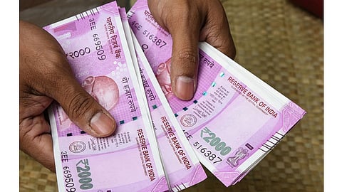 2000 rupees note