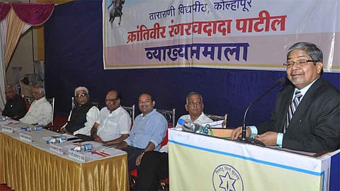 नोटाबंदीनंतर आता बुलेट ट्रेन हा होऊ घातलेला घोटाळा - डाॅ. मुणगेकर