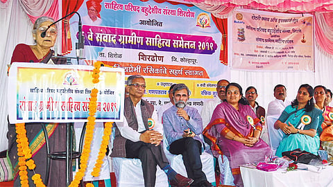 Dr Bhavalkar Comment  Need Of Available Information Into Knowledge Kolhapur Marathi News 