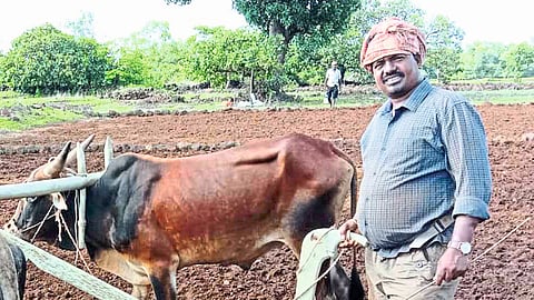 Mumbai Service Man Return To Farming Agriculture Day Special 